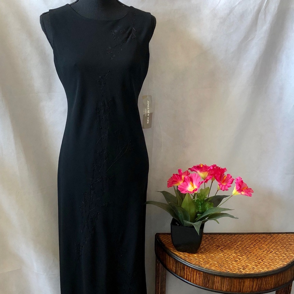 *Jones of NewYork Maxi Dress